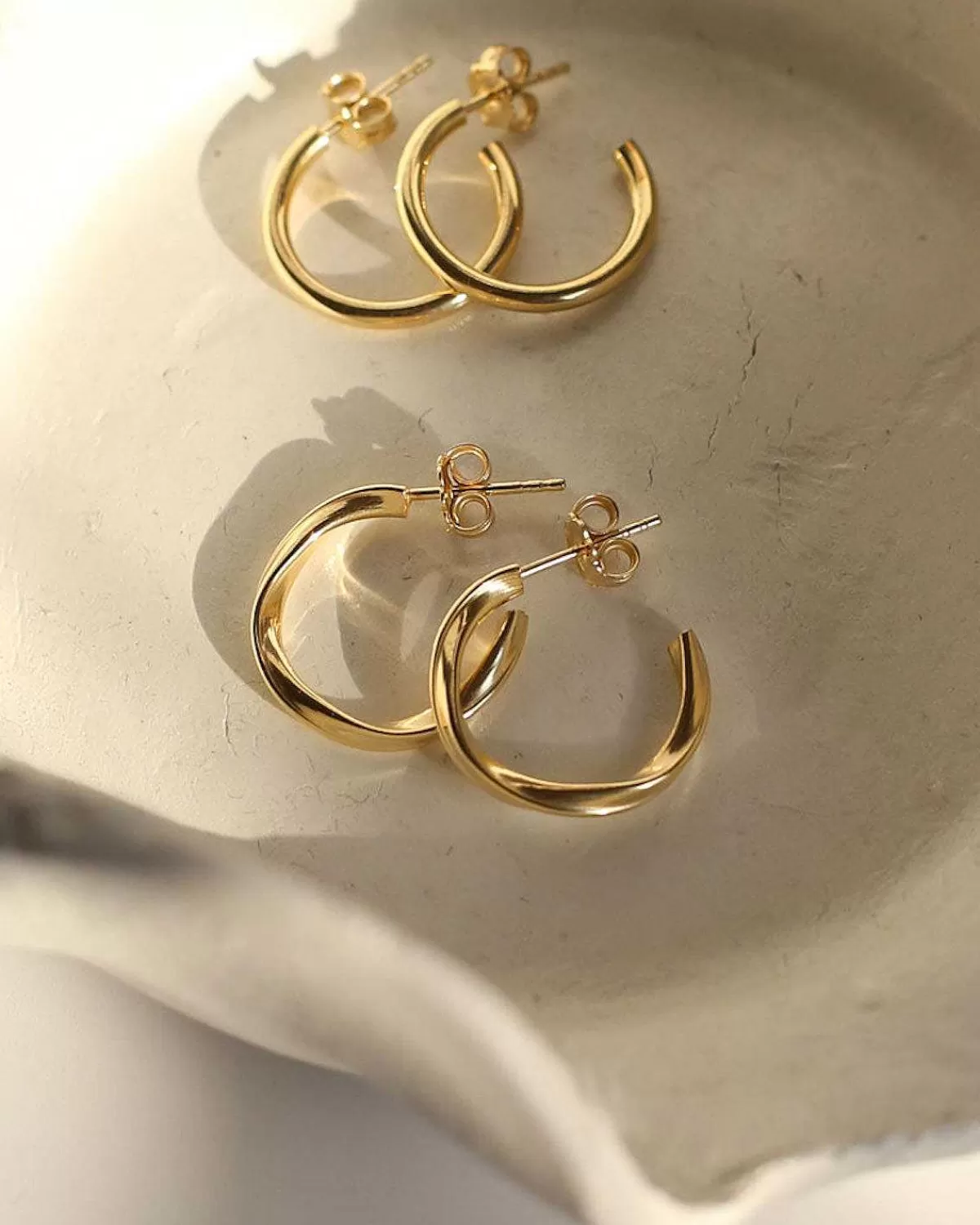 Dear Darling Berlin Elegant Twisted Hoop Earrings Gold>JAN 'N JUNE Fashion