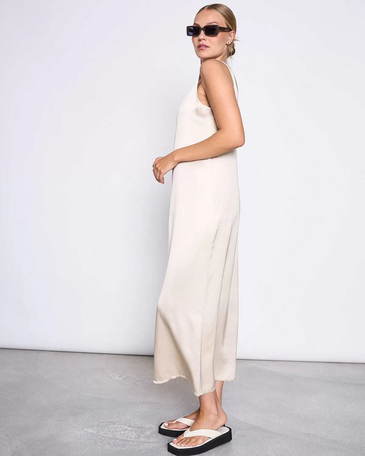 Maxi Dress Benvie Ivory>JAN 'N JUNE Store