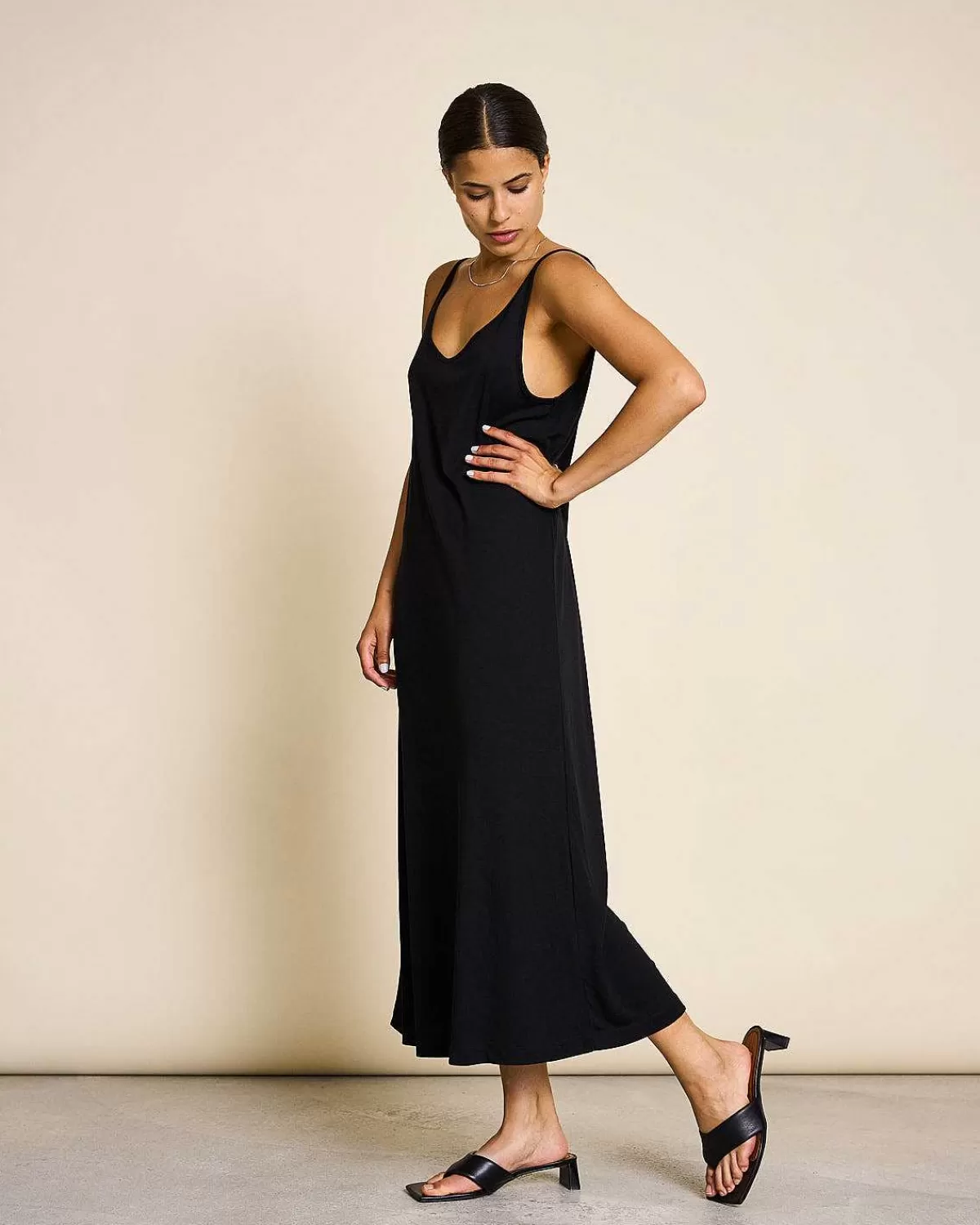 Midi Dress Triangle Black>JAN 'N JUNE Online