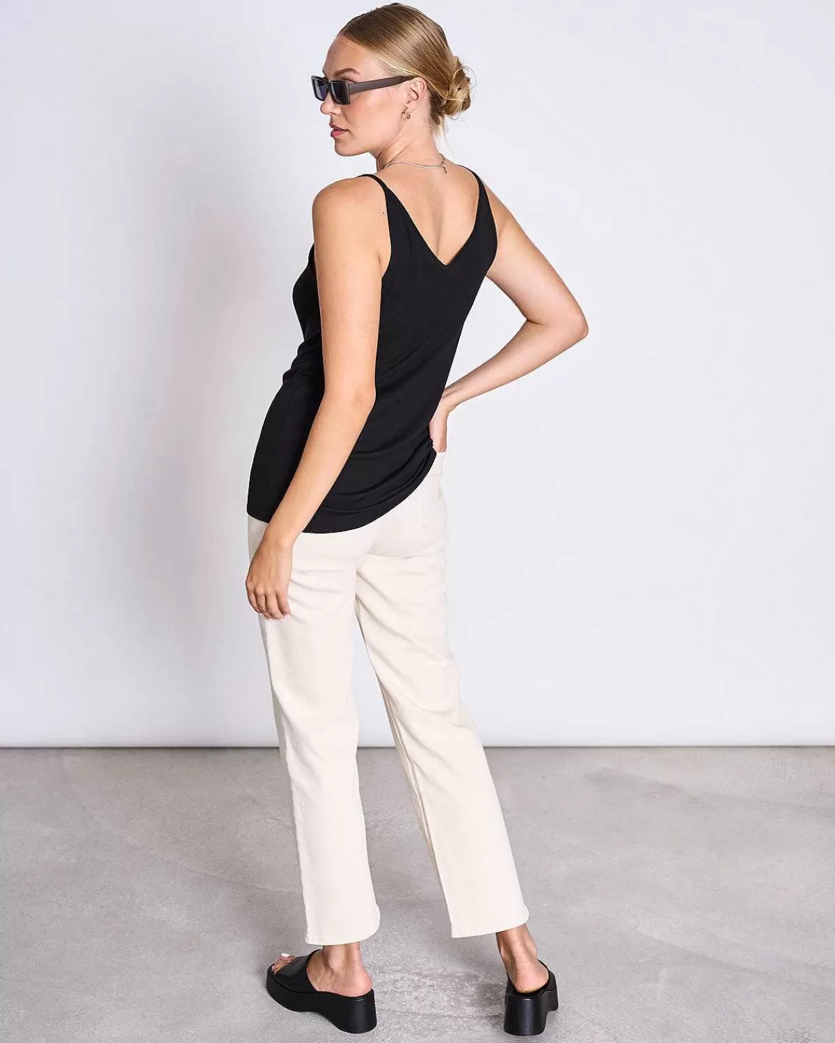 Slip Top Triangle Flow Black>JAN 'N JUNE Sale