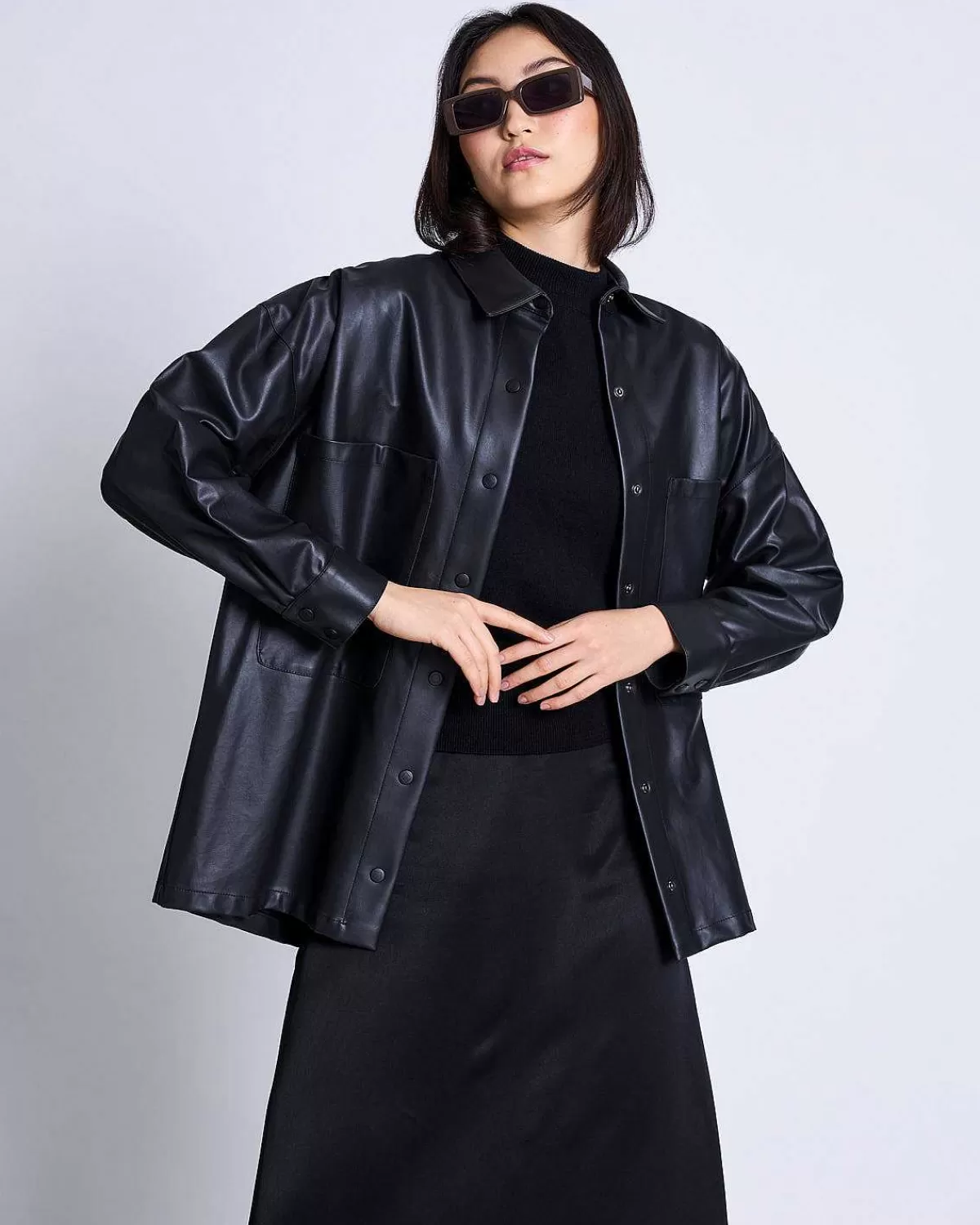 The Vegan Coated Jacket Black>JAN 'N JUNE Fashion