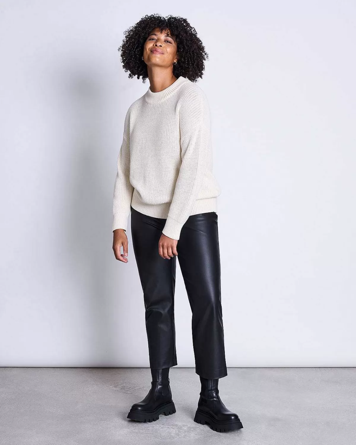 The Vegan Coated Pants Black>JAN 'N JUNE Store